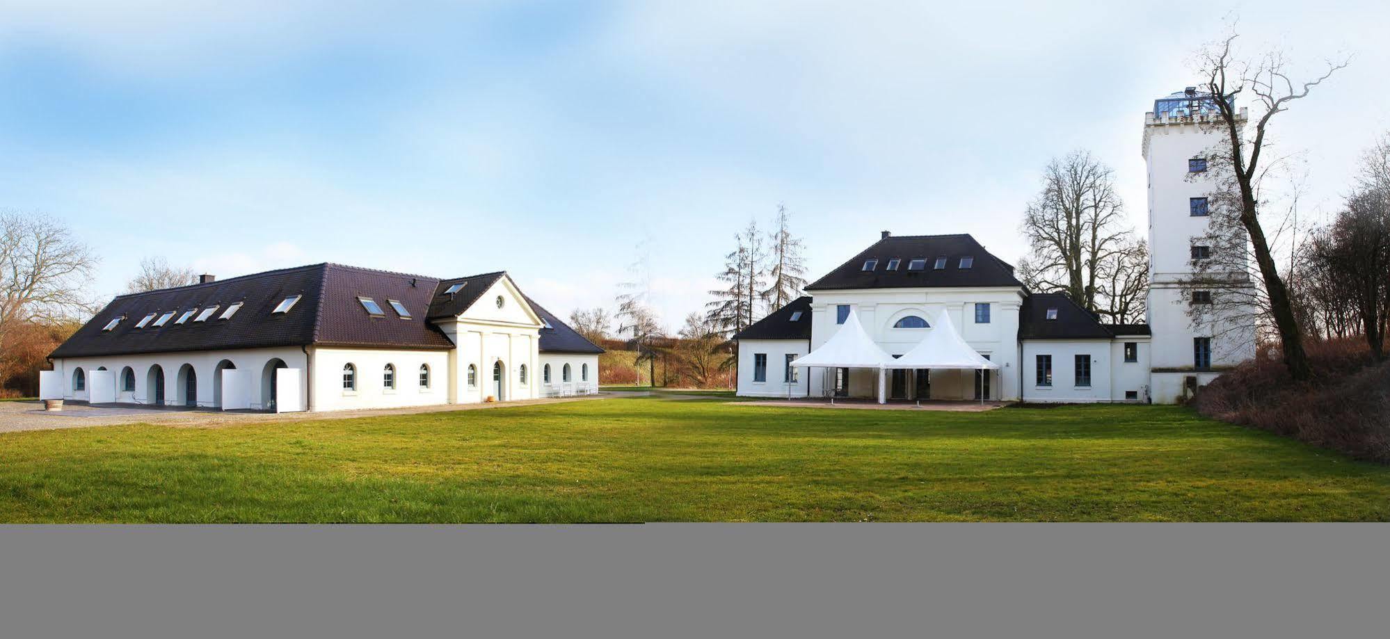 Elbzollhaus Dessau Hotel Kültér fotó