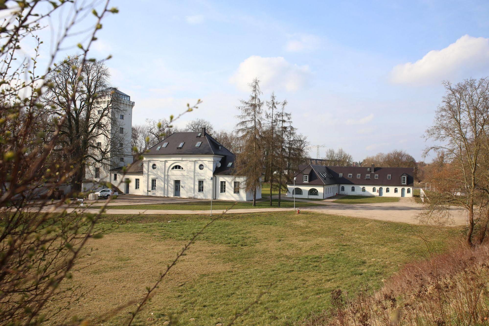 Elbzollhaus Dessau Hotel Kültér fotó